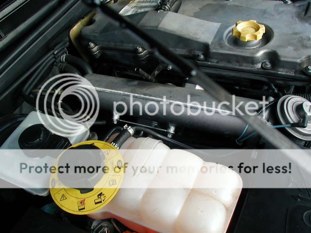 Land Rover Owner • View topic TD5 Discovery front of engine? oil leak
